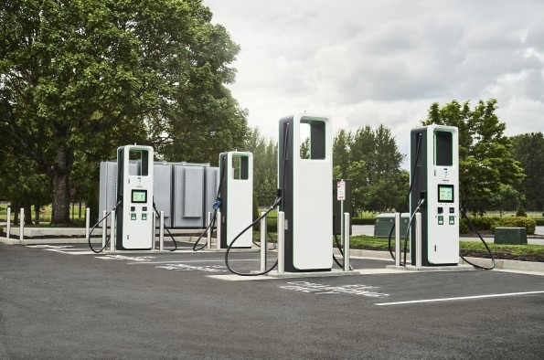 汽車充電樁要多少錢？全面成本分析揭秘