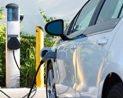 汽車充電樁加盟市場策略與機(jī)遇