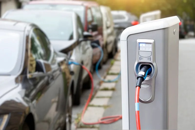 汽車充電樁設備技術參數與使用指南