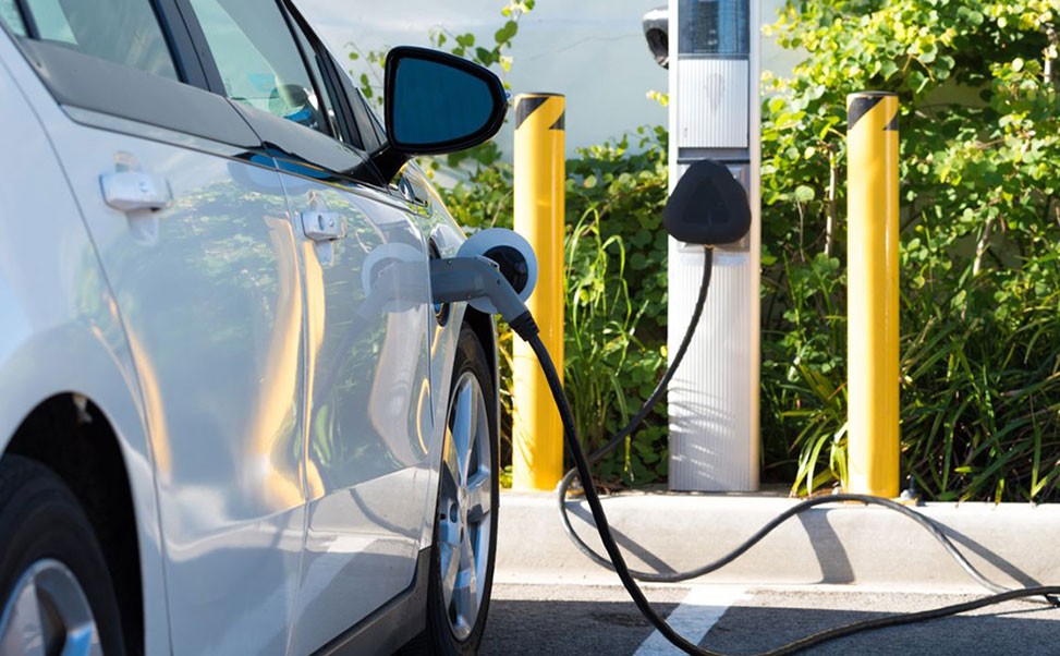 汽車充電樁技術(shù)創(chuàng)新與市場應(yīng)用前景